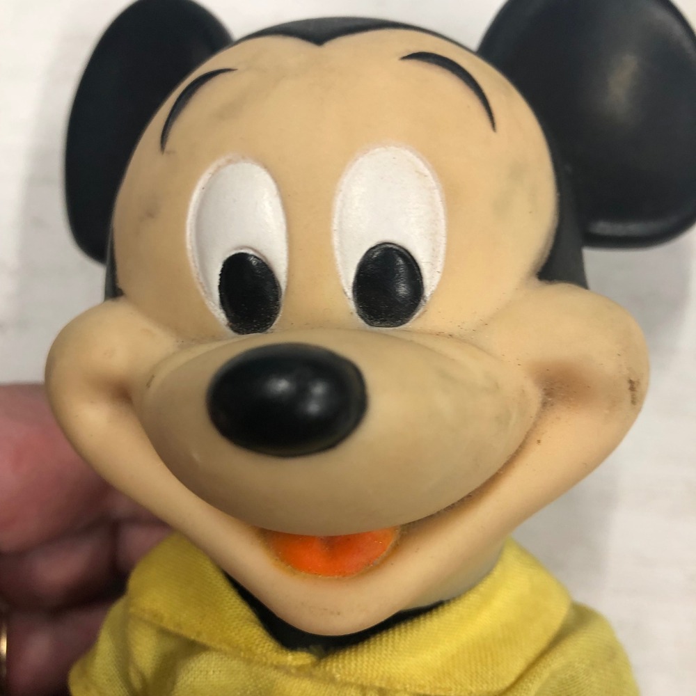 Vintage Dakin Disney Mickey Mouse Vinyl Face Plush Doll Toy Hong Kong - Picture 2 of 8